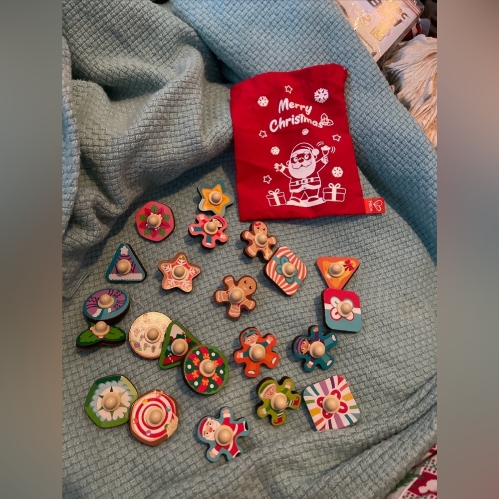 Hape Kids Wooden Rollercoaster Christmas Advent Calendar replacement pieces (22)